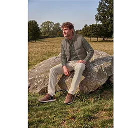 H Sneakers