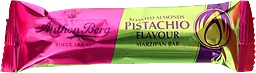 Pistage Marsipanbröd